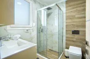 Newly Built 2-Bedroom Villa, A/C, Private Pool, 5 mins walk to Restaurants & Beach in Agios Georgios - Image 2
