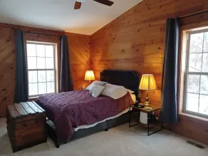 Secluded cabin on private property - Image 5