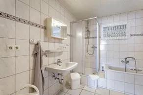 Apartamento 'Riedel Fronz' com vista para a montanha, terraço privado e acesso Wi-Fi - Image 3