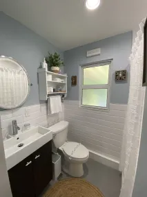 Lovely Garden Studio Cottage - Walk to Las Olas Blvd - 10 min drive to the Beach - Image 2