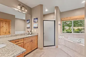 * Eden DREAM Home * Perfect Family Getaway!Teater Rm * Bunk Rm * HotTub * Bedste placering - Image 3
