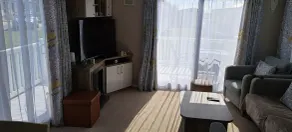 3-Bed Lodge - Indoor Pool Onsite Pet-Friendly - Image 4