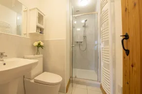 Threpnybit Cottage - Image 4