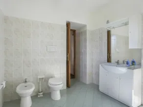Country House / Farm House em Villa Collemandina com 2 quartos e capacidade para 5 pessoas - Image 3