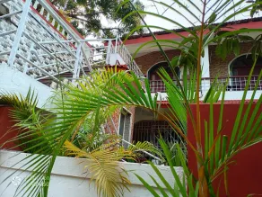 Villa AlexMarie guest house - Image 2