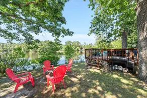 Lavender Lake House- Kayaks + Hot Tub + Cold Plunge- 20 Mins to Beaches! - Image 1