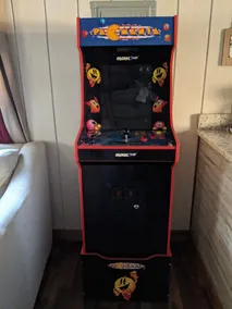Private cabin located on 7 acres in the country - Image 2