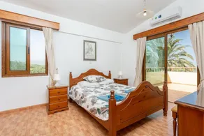 Villa Noni Large Private Pool AC WiFi - Image 4