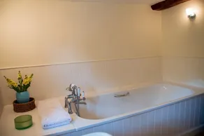 Cette propriété a été restaurée avec bienveillance à un niveau élevé. - Image 5