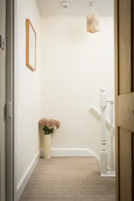 Charming Original Stone Cottage Close To Beaches and Countryside - Image 3