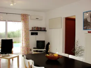 Family Villa Rousa in Rethymno with Pool, BBQ and Kids Area - Image 4