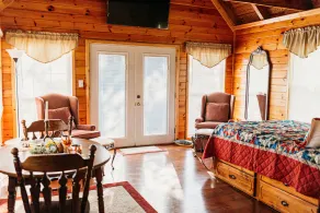Coal City Bluff Cabin - Image 5