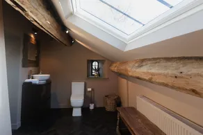 Gorgeous Stylish Country Farm House. Opposite the Fleece in Barkisland Ripponden - Image 5