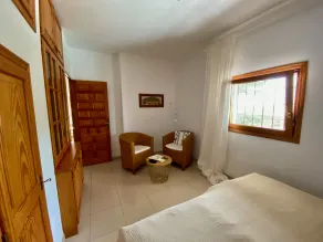 Vacation home with sea views and large plot directly on Playa Migjorn - Image 4