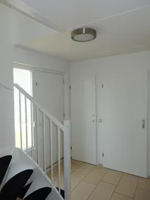 Maison récemment rénovée à proximité de la plage et de la marina - Image 3