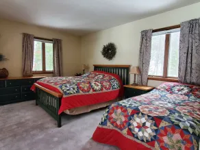 Cozy Cabin on the Lake - Image 3