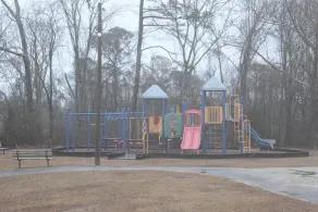 Nature Lover’s Dream: Perfect for Extended Stays, Near Callaway, Spacious Parking, Close to Park - Image 3