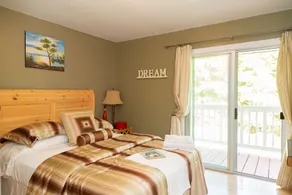 Cozy Family Cottage, Sleeps up to 10 Persons & Fully Equipped - Image 4