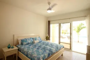 4BD oceanfront villa with pool, right on a long stretch of sandy beach - Image 5