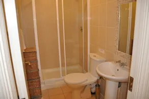Heyward Mews Holiday Homes (Sleeps 5) - Image 3