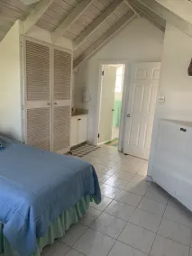 Beautiful 2 bed 2 bath by-hus med pool og havudsigt. - Image 3