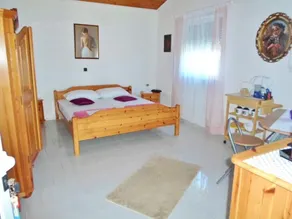 Apartamentos Branko, (14954), Nin, Riviera Zadar, Croacia - Image 2