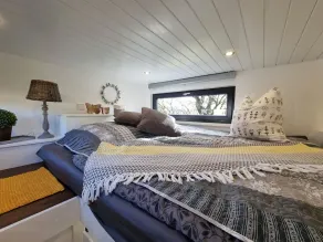 Tiny house with a view of nature - Image 3