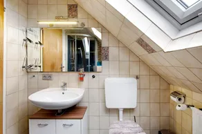 Holiday Apartment \"Sink\" with Private Terrace, Private Garden & Wi-Fi - Image 3