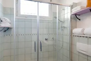 Ca dei Tati Imperia Apartment with Sea View, Jacuzzi, Hot Tub, and Wi-Fi - Image 4