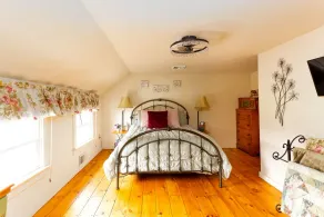 Your peaceful, private retreat, PERFECT FOR READAWAYS! Incredible views! - Image 4
