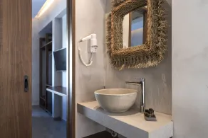 Oasis Hotel Prasonisi - Image 4