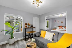 4016 C (ADU) · 1b1b Cozy Little House @Wallingford/Close to UW - Image 5