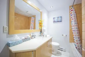 *SPECIAL RATES *  2 bedrooms condo with garage and terrasse - * GREAT LOCATION* - Image 5