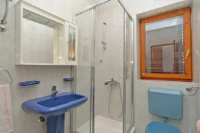 Holiday apartment with air conditioning - Image 2