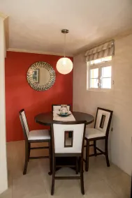 Cozy contemporary one bedroom apartment 5 min from the beach! - Image 5