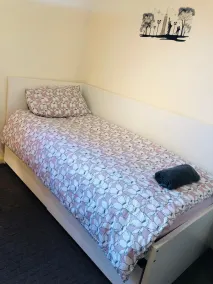 Luxury New Nott’m Rd studio/free parking/NearCity - Image 1