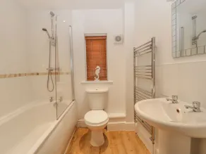 6 MALTHOUSE COURT, pet friendly, country holiday cottage in Watchet - Image 2