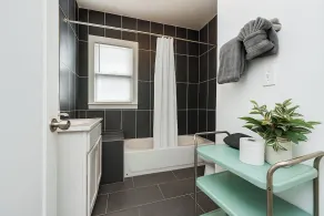 Detroit 4BR Home | Bathtub & Pet Friendly Stay - Image 2