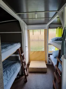 Zattera 'Priepert 2' sul Mecklenburgische Seenplatte con terrazza coperta - Image 3