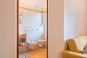 Holiday Apartment 'Riegelehof 1' with Balcony, Garden & Wi-Fi - Image 2
