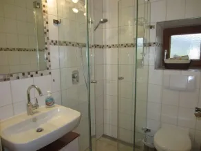 Gästehaus oben (45 kvm) 2 soveværelser, køkken, bad / toilet, balkon - Image 3