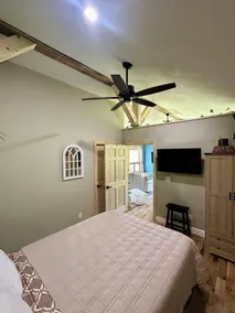StarGazer 2.0 FARM cottage, just 20 mins to hocking hills. w/fast internet - Image 5