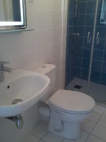 Wohnung in einem Haus im Dorf - Image 3