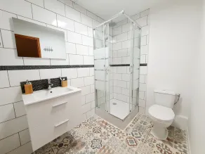 La Grande Maison - en stor familie gårdhytte til 16/18 personer - Image 3