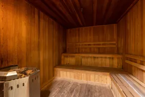 Sunrise at Stratton by Sunapee Stays - walk to lifts | pool | hot tub - Image 2