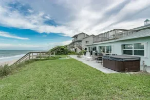 Oceanfront Elegance - Luxurious 6BR Beach House with Hot tub & spacious Balcony and Breathtaking Views! - Image 5