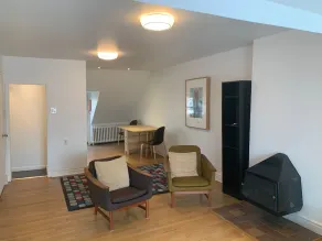 Annex Toronto, amazing location, cozy apartment - Image 5