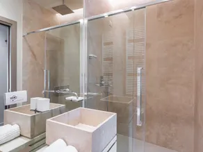 Numa Florence Vita - Image 3