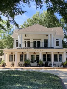 Lake House Escape-Reynolds-Plantage - Image 5