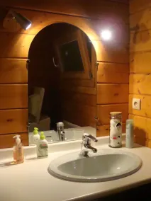 Eine Ecke des Paradieses in RENEUX - sehr nahe am Wald für angenehme Spaziergänge - Image 2